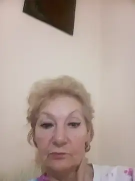 Webcam Model (Calypso-Loove) is live