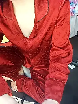 Alone_nothing webcam