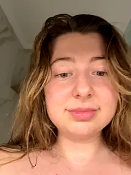 curvyflawless webcam