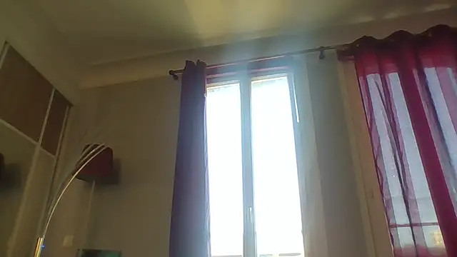 DildoPlayer33 webcam