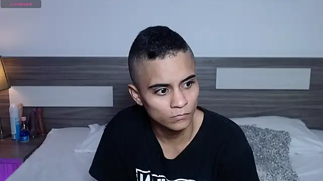 Liiamthompson webcam