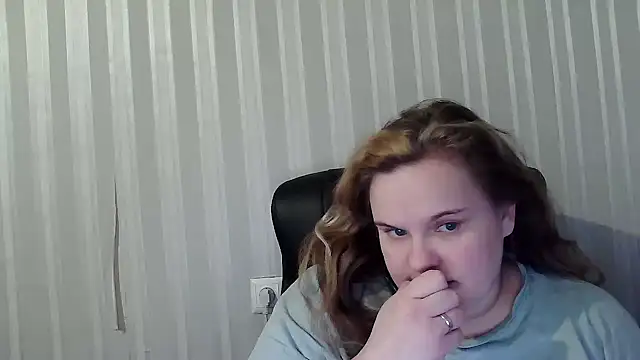 HarmonyKareraa webcam