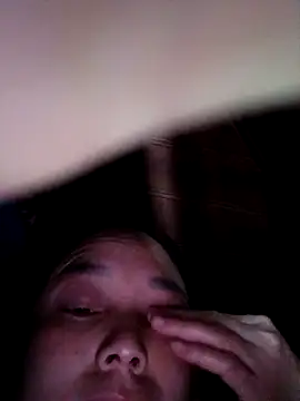 kemtuoi-sex live cam screenshot female on CamHD – HD Live Webcams & Adult Chat