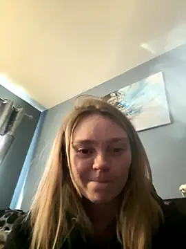 Webcam Model (Sky25x) is live