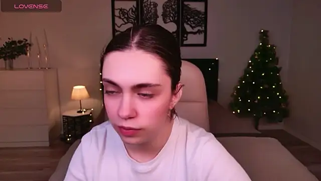 DaniellaLovely webcam