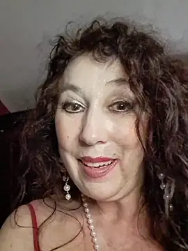 GypsyEsmeralda webcam