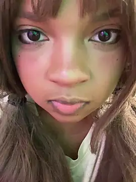 AwkwardJasminee webcam