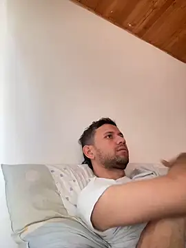 Michaell_Spinelly webcam