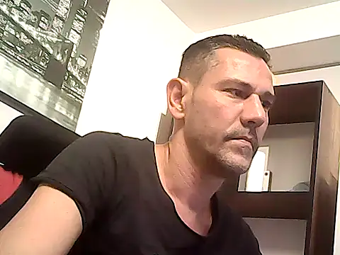 mastercharisma35 webcam