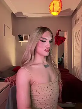 Crystal_________ webcam