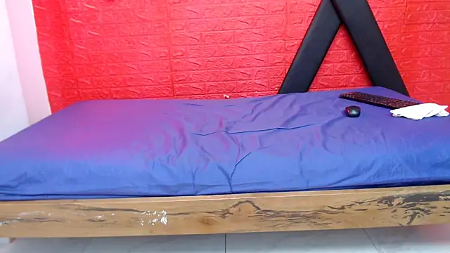 skinnyverus18 webcam