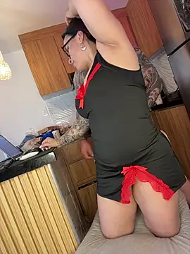 liz_and_thiago webcam