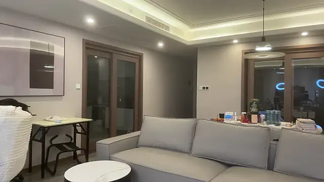 Bella-999 Live Webcam on Stripchat