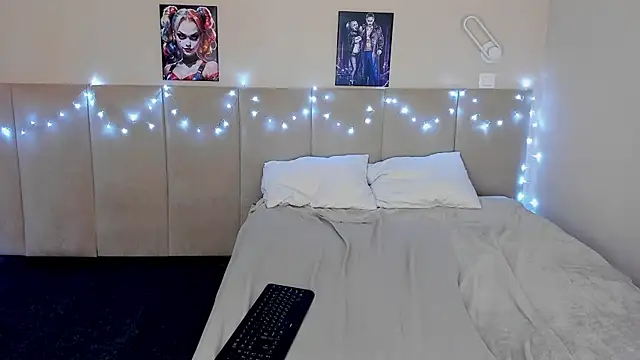 MuscleXXXBarbie webcam