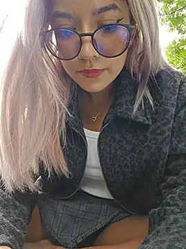 Pretty_roxxyy webcam