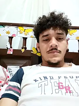 flashboy0000 - Flashboy0000's free webcam - UK Sex Cams