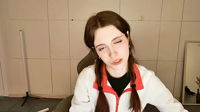 Live sex cam di Yoka_paradoXXX