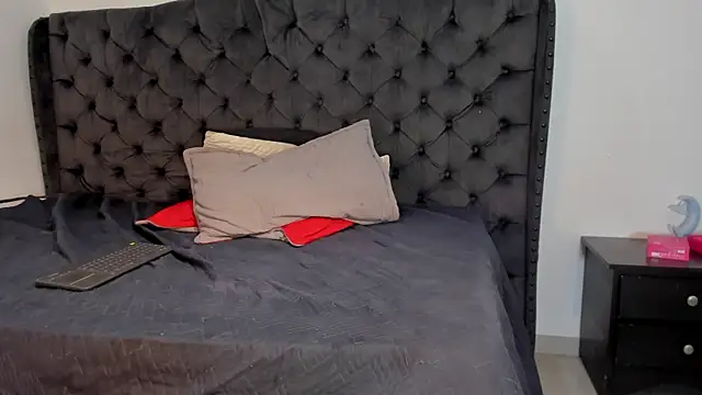 two_milkyway live cam screenshot malefemale on SexOnline.pics – Live Cam Recordings, GIFs & Pics