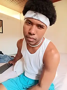 man_black_hot24 webcam