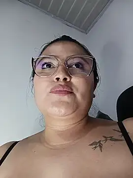 roouse_Pregnant webcam