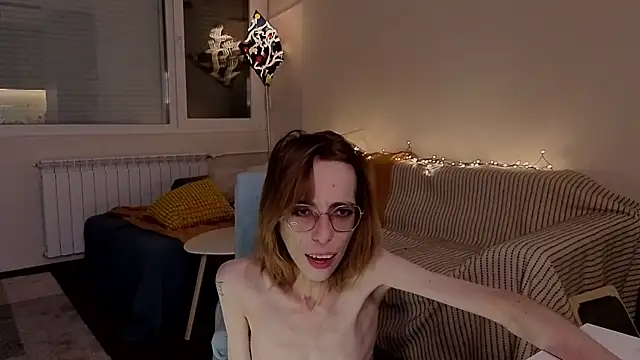 amber_quell_here webcam