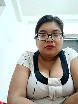 Elie_Sexy143 webcam