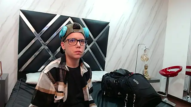 SpencerMontgomery webcam