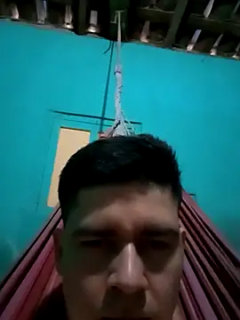 Travieso_loco9 webcam