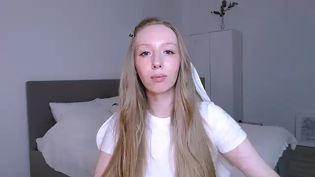 Luna_insniity webcam