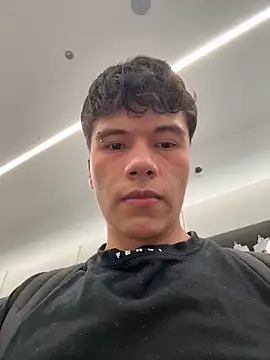 Logan_smith1's live cam