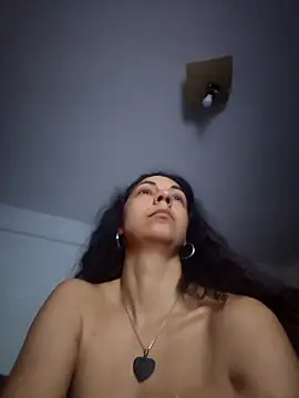 naughty69curls webcam