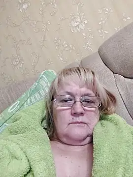 Webcam Model (Violet5364)  is live.Free join now!