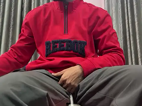 DarkMasterDesire's live cam