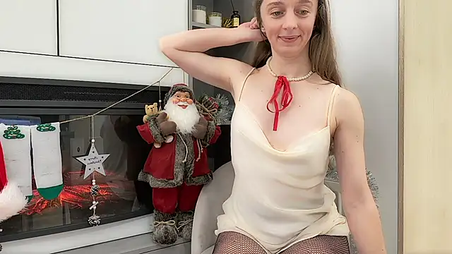 ShySchoolGirl live cam screenshot female on CamHD – HD Live Webcams & Adult Chat