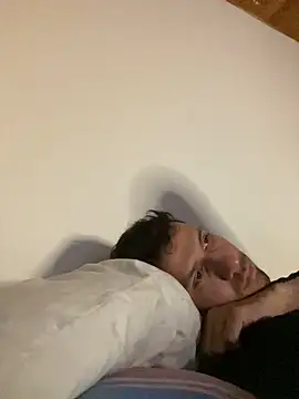 Michaell_Spinelly webcam