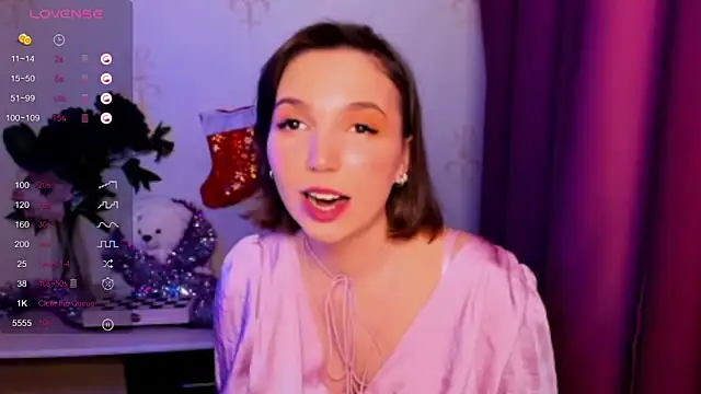 KindHazelHere_ webcam