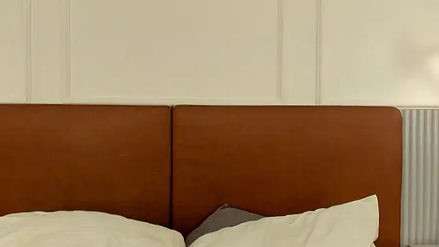 _VictoriaCollins_ webcam