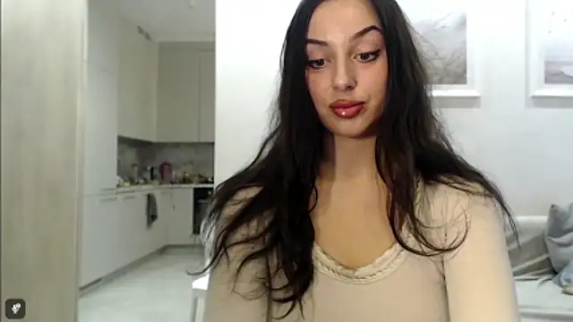 courtneyPerfect webcam