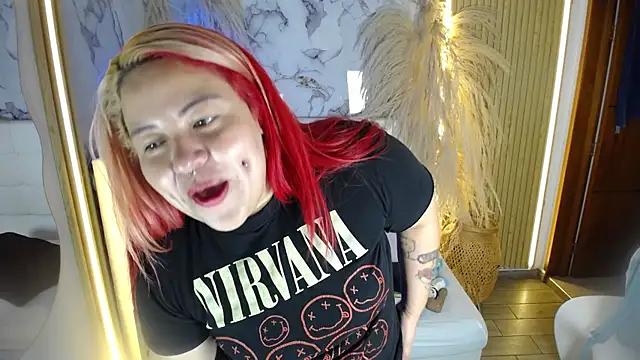 Bruja__Scarlata webcam