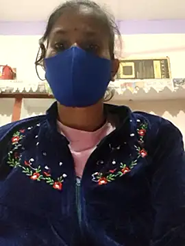 Webcam Model (Maahi-Queen)  is live.Free join now!