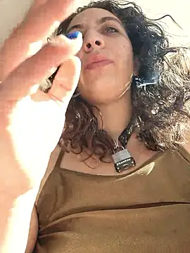 Darling_Sunstorm webcam