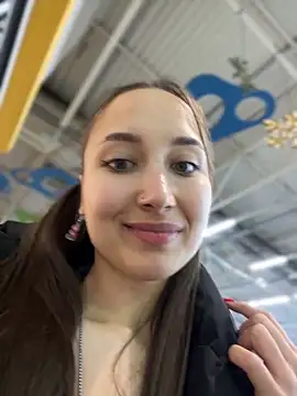 ICrazyOneIRL's live cam