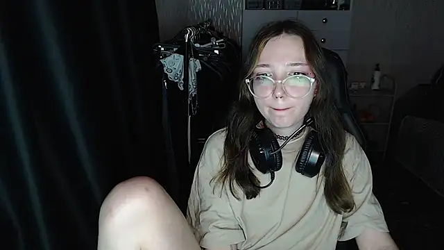 AmeliaKamishiro webcam