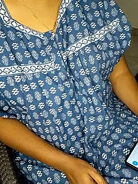 Telugu_Mythrii webcam