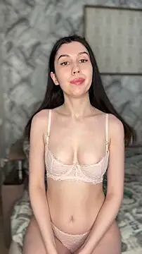 LushLuna webcam