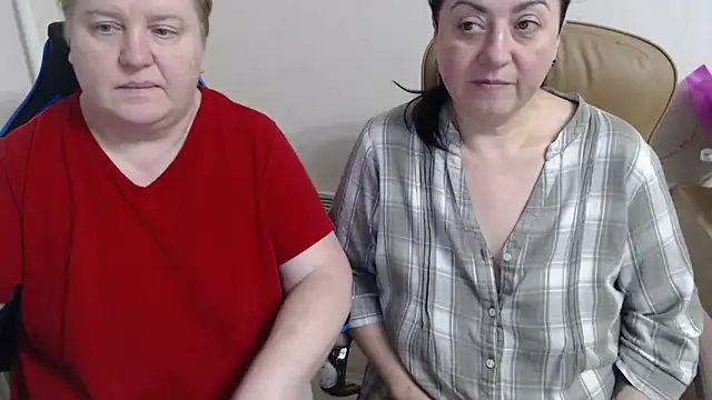 Bertie_Adeline webcam