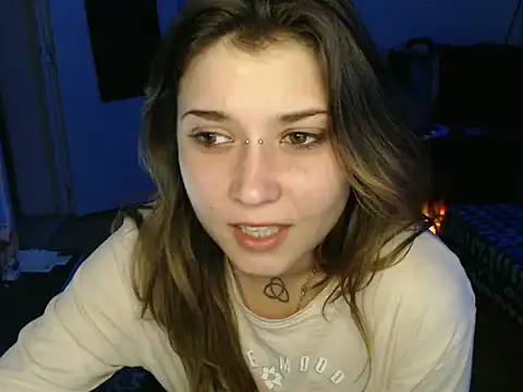 AlienforTwenty webcam