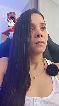 Webcam Model (miaeyes)  is live.Free join now!