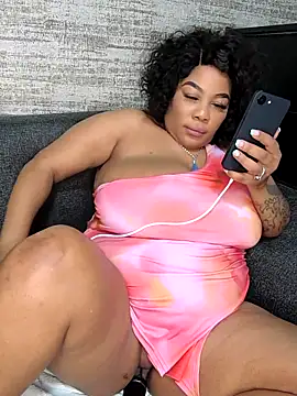 Webcam Model (ExclusiveLeexx)  is live.Free join now!