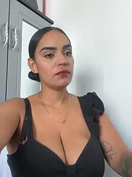 Sara-77 webcam